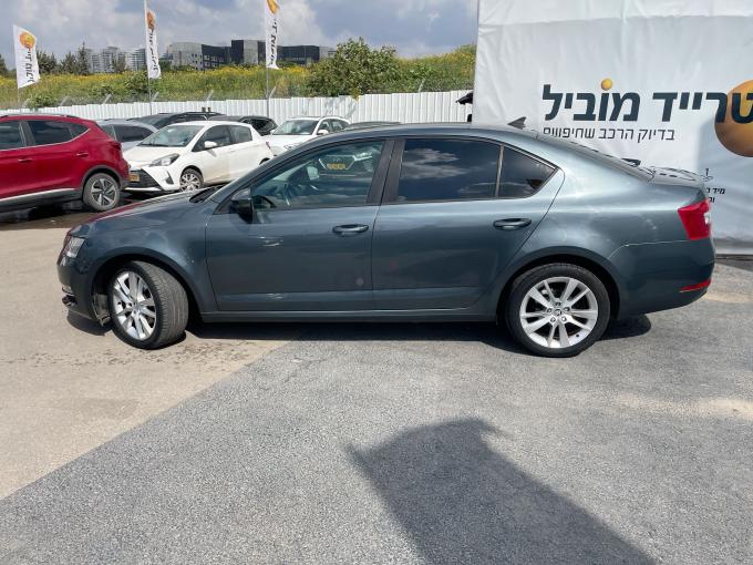 סקודה אוקטביה