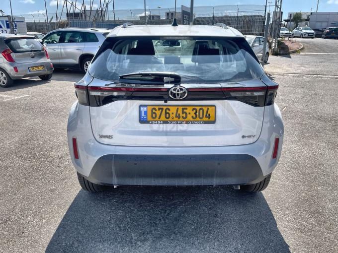 טויוטה יאריס