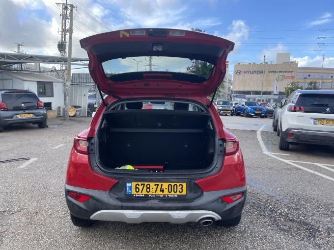 קיה סטוניק