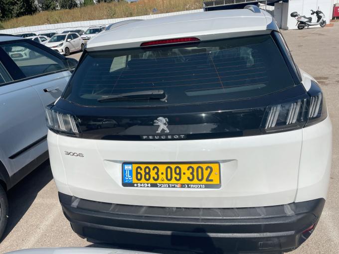 פיג'ו 3008