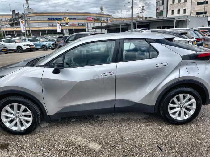 טויוטה C-HR