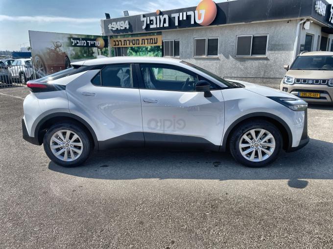 טויוטה C-HR
