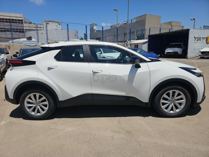 טויוטה C-HR