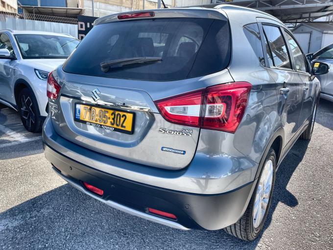 סוזוקי SX4