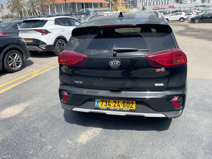 קיה נירו