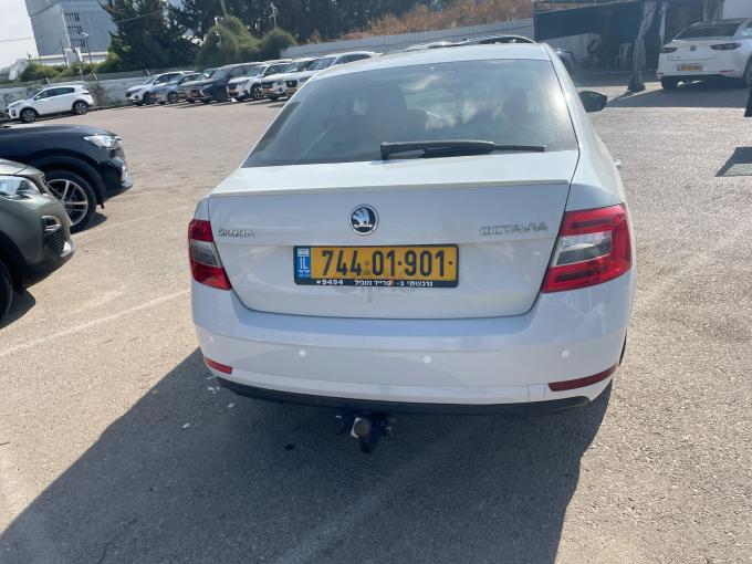 סקודה אוקטביה