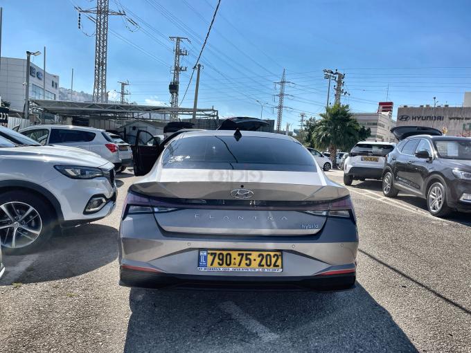 יונדאי אלנטרה