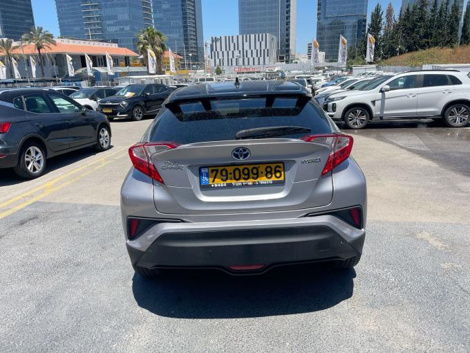 טויוטה C-HR