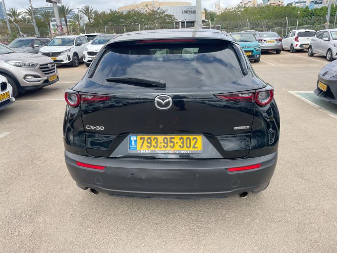 מזדה CX-30