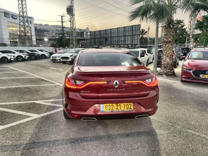 רנו מגאן