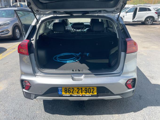 קיה נירו