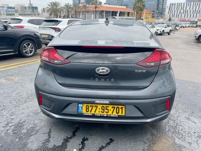 יונדאי איוניק