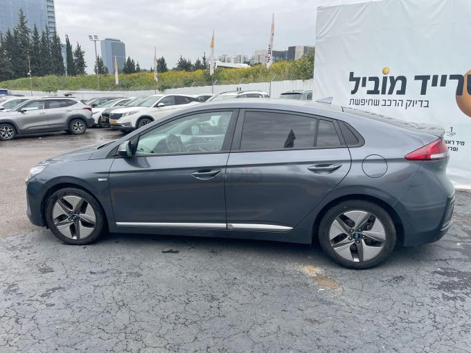יונדאי איוניק