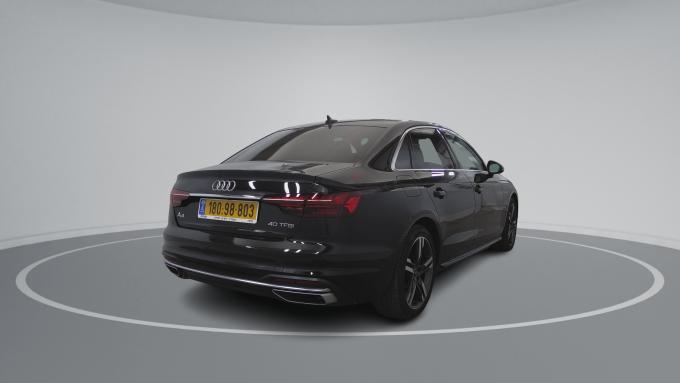 אאודי A4