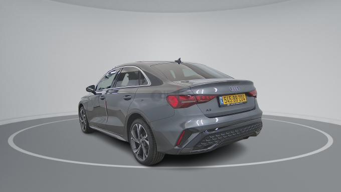אאודי A3