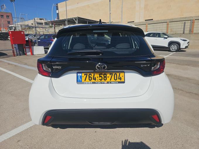 טויוטה יאריס