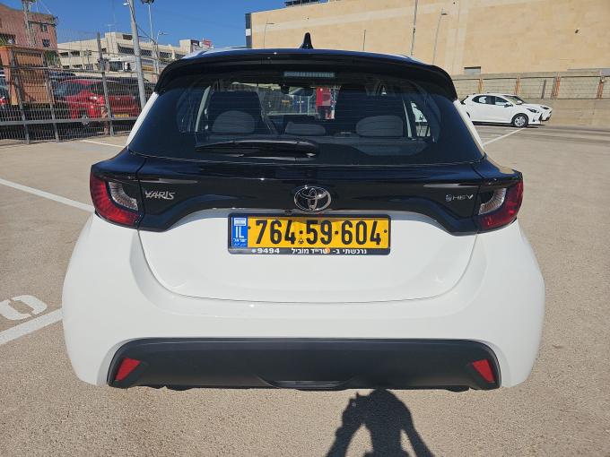 טויוטה יאריס