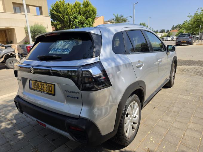 סוזוקי S-Cross