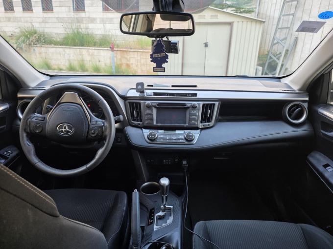 טויוטה RAV4