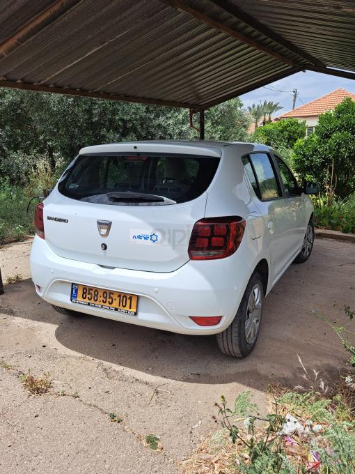 דאציה SANDERO