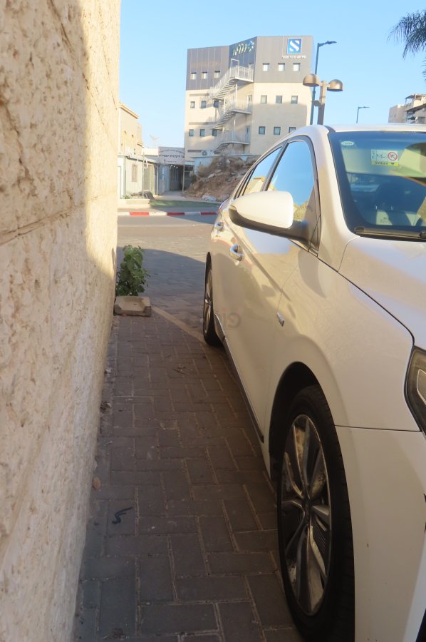 יונדאי איוניק