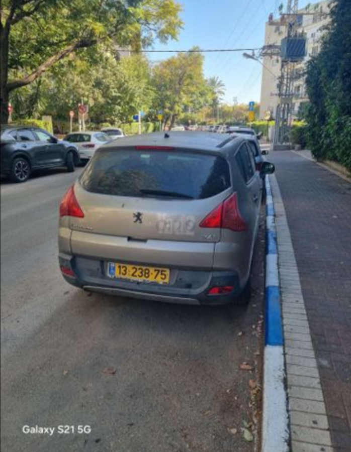 פיג'ו 3008