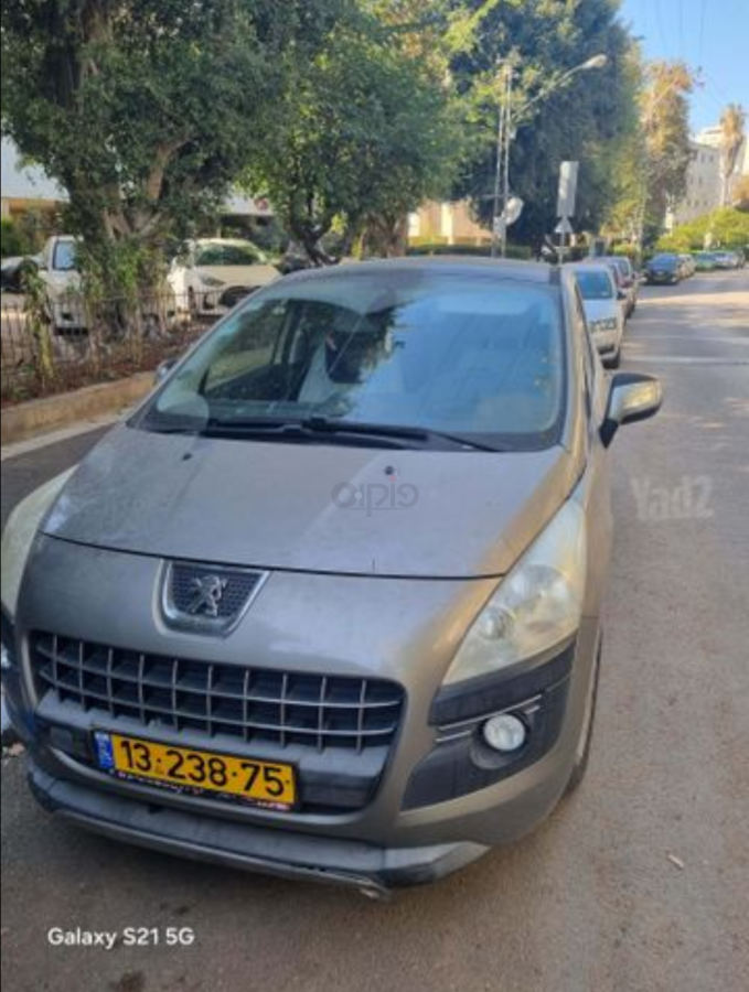 פיג'ו 3008