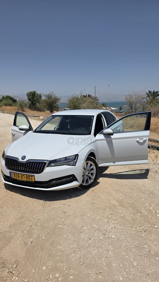 סקודה סופרב תמונה 2
