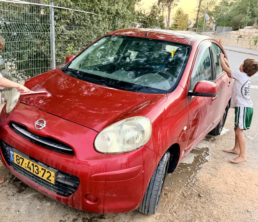 ניסאן