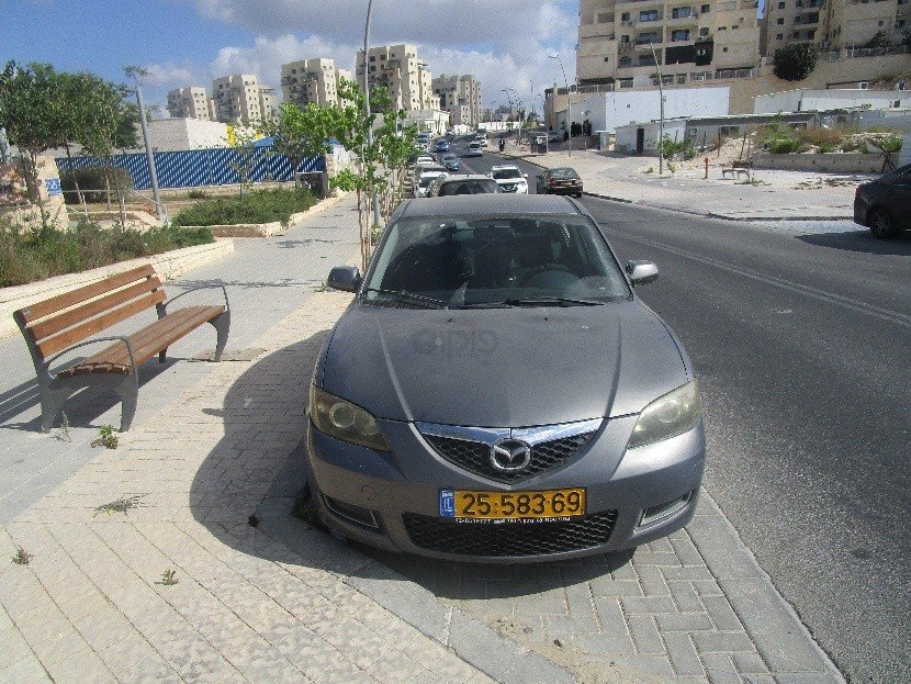 מזדה 3