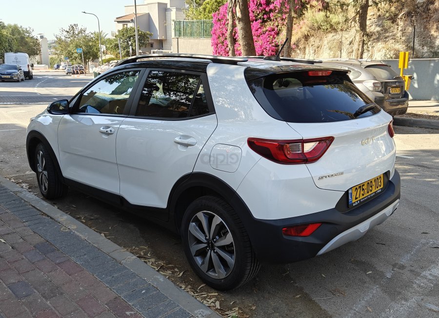 קיה סטוניק 2023