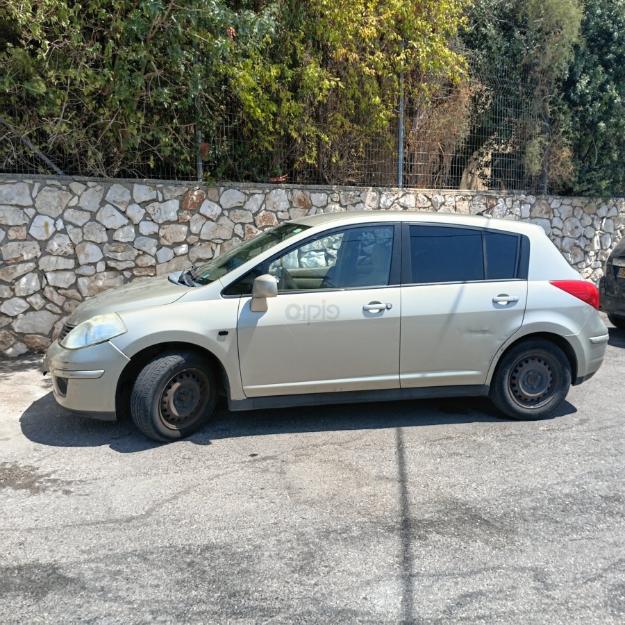 ניסאן טידה 2008