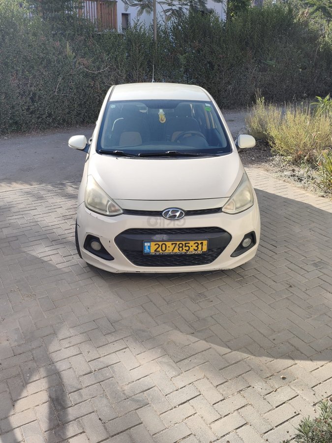 יונדאי I10