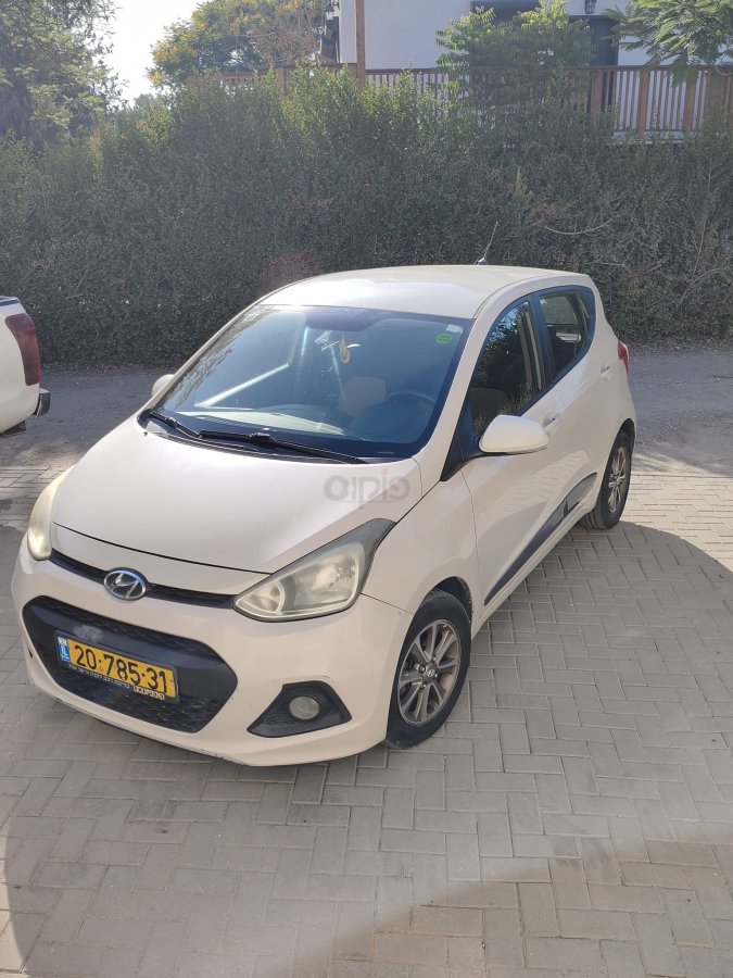 יונדאי I10