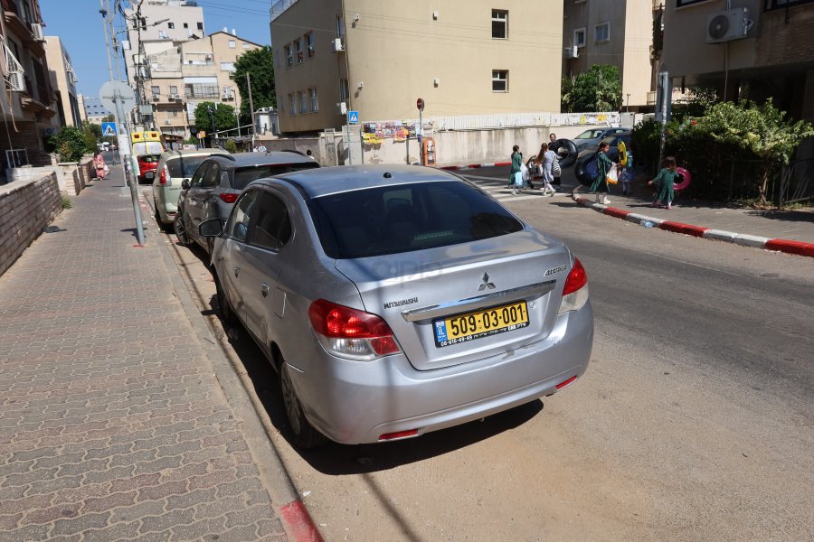 מיצובישי L200