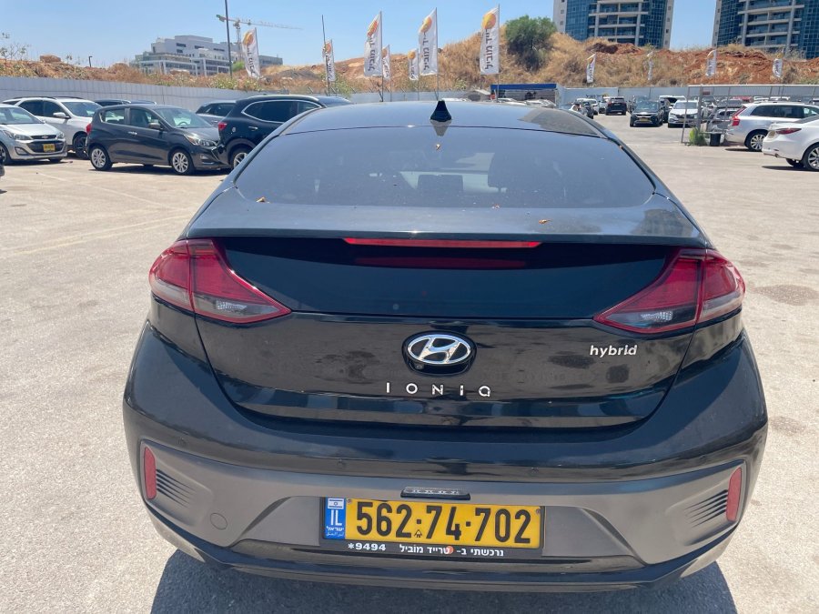יונדאי איוניק