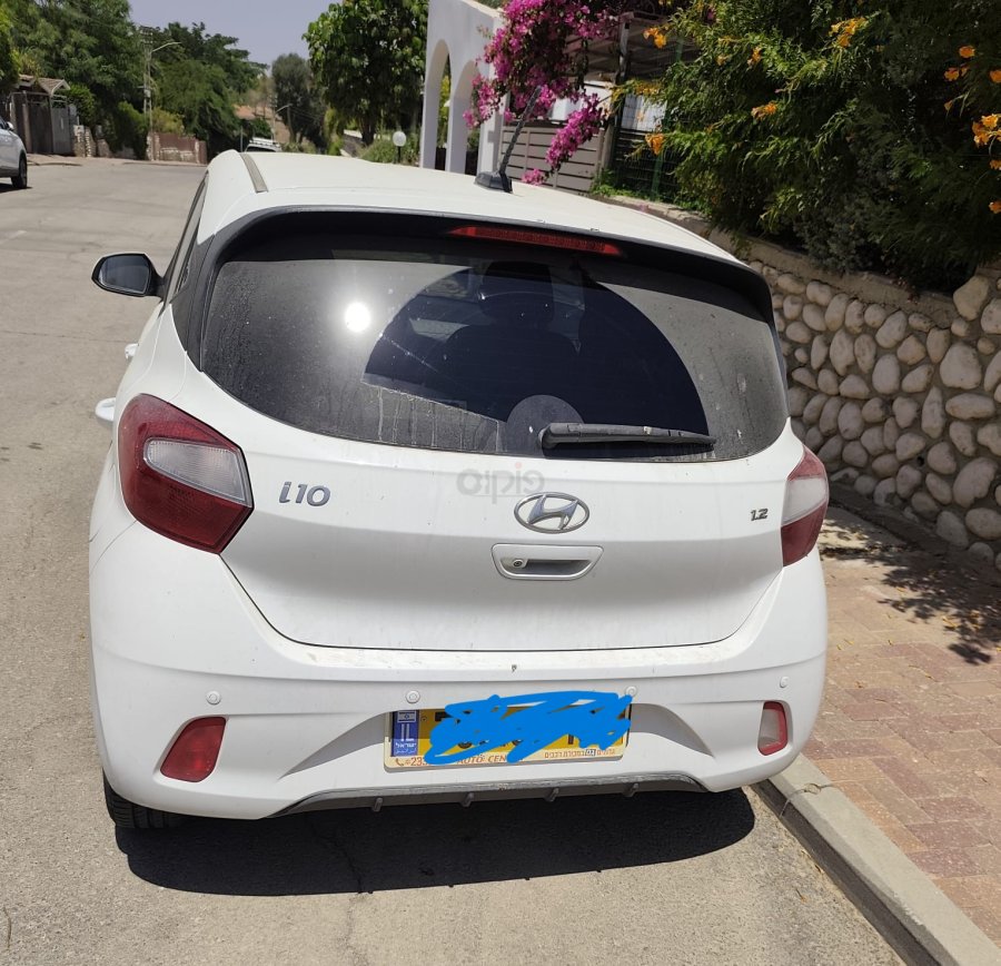 יונדאי I10