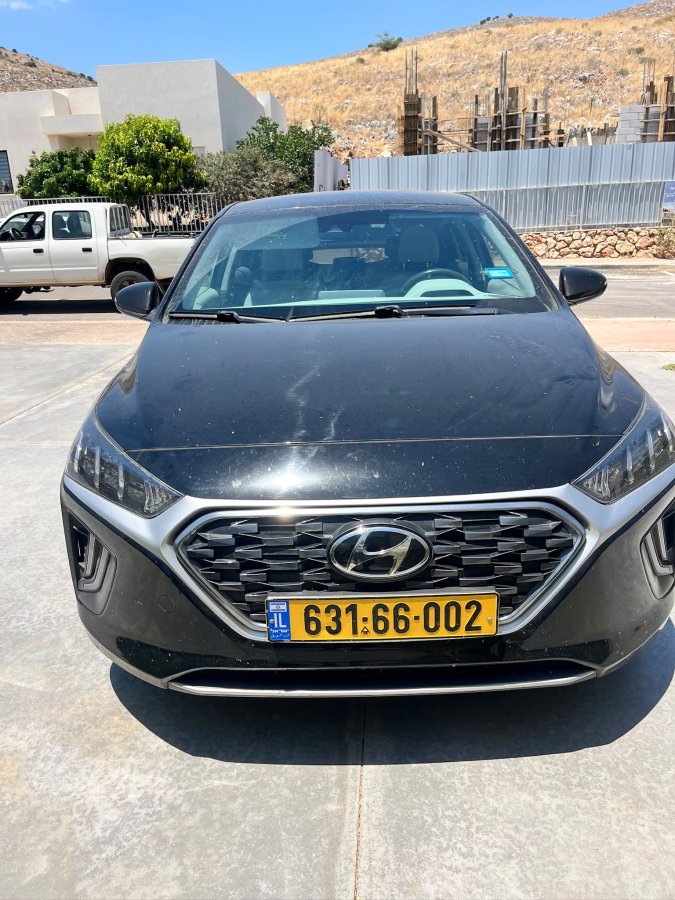 יונדאי איוניק