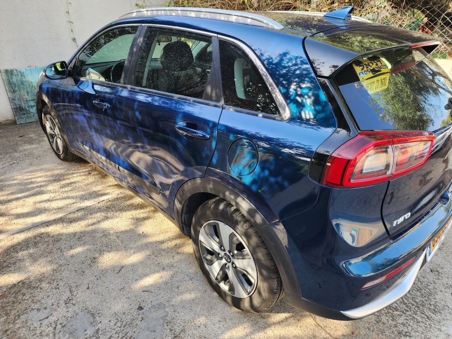קיה נירו