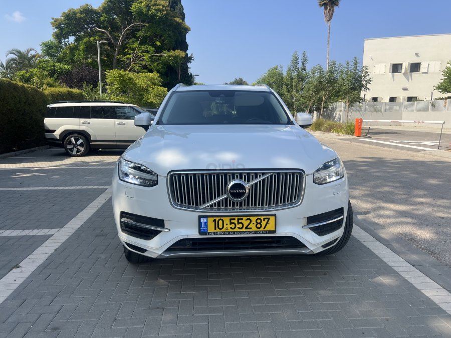 וולוו ES90
