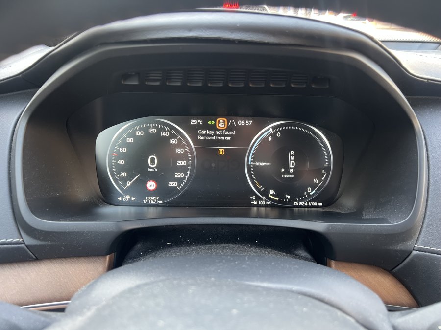 וולוו ES90