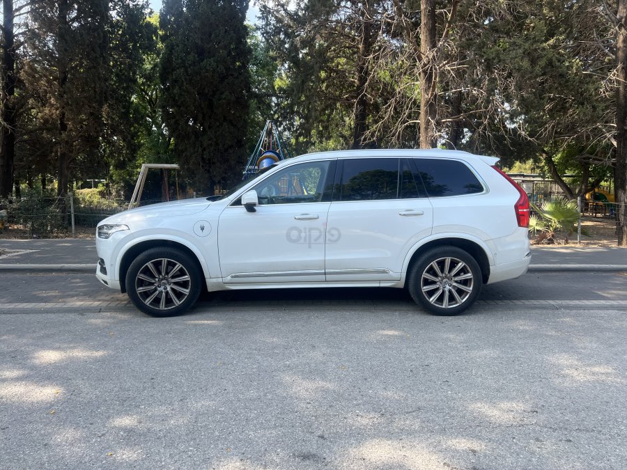 וולוו ES90