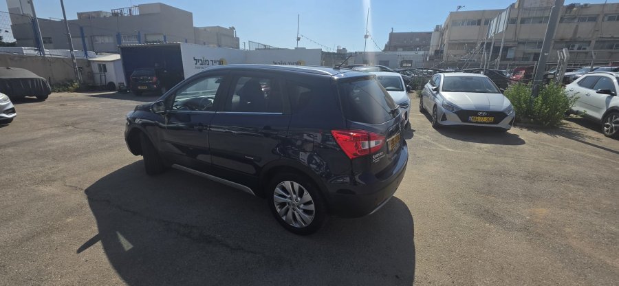 סוזוקי SX4