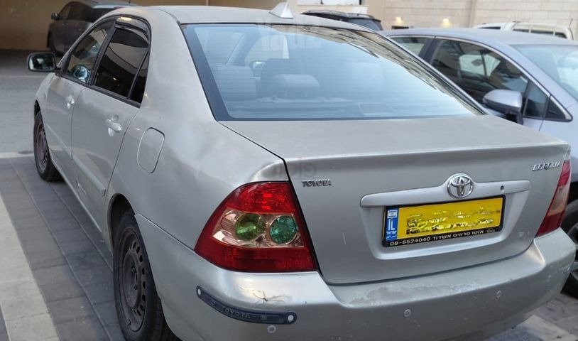 טויוטה קורולה