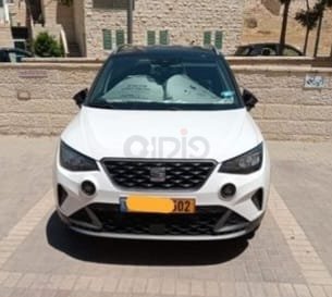 סיאט ארונה