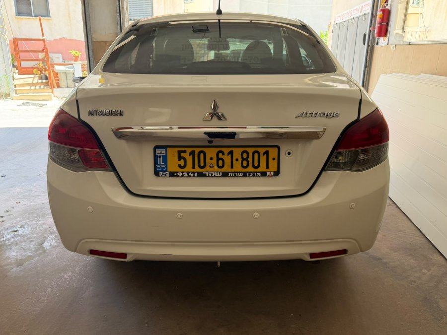 מיצובישי L200