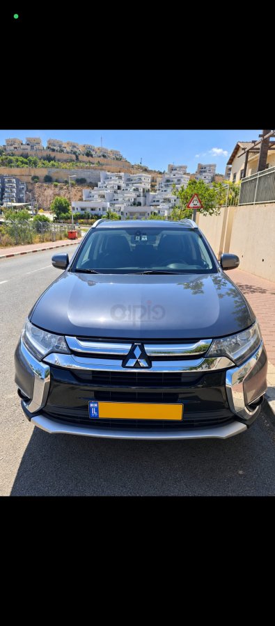 מיצובישי אאוטלנדר תמונה 2