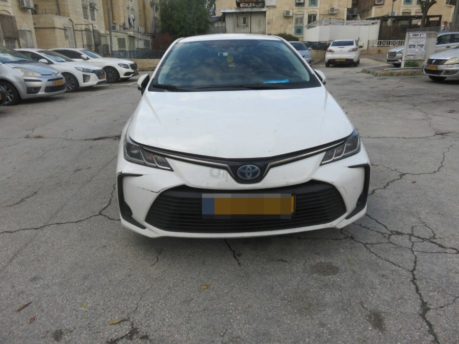 טויוטה קורולה 2023