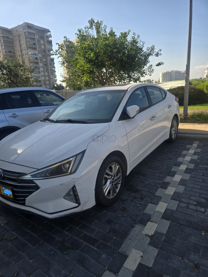 יונדאי אלנטרה תמונה 2
