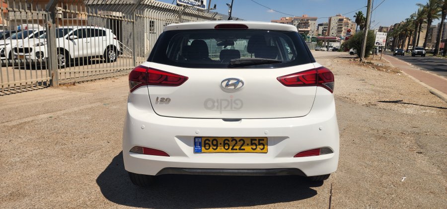 יונדאי I20 תמונה 7